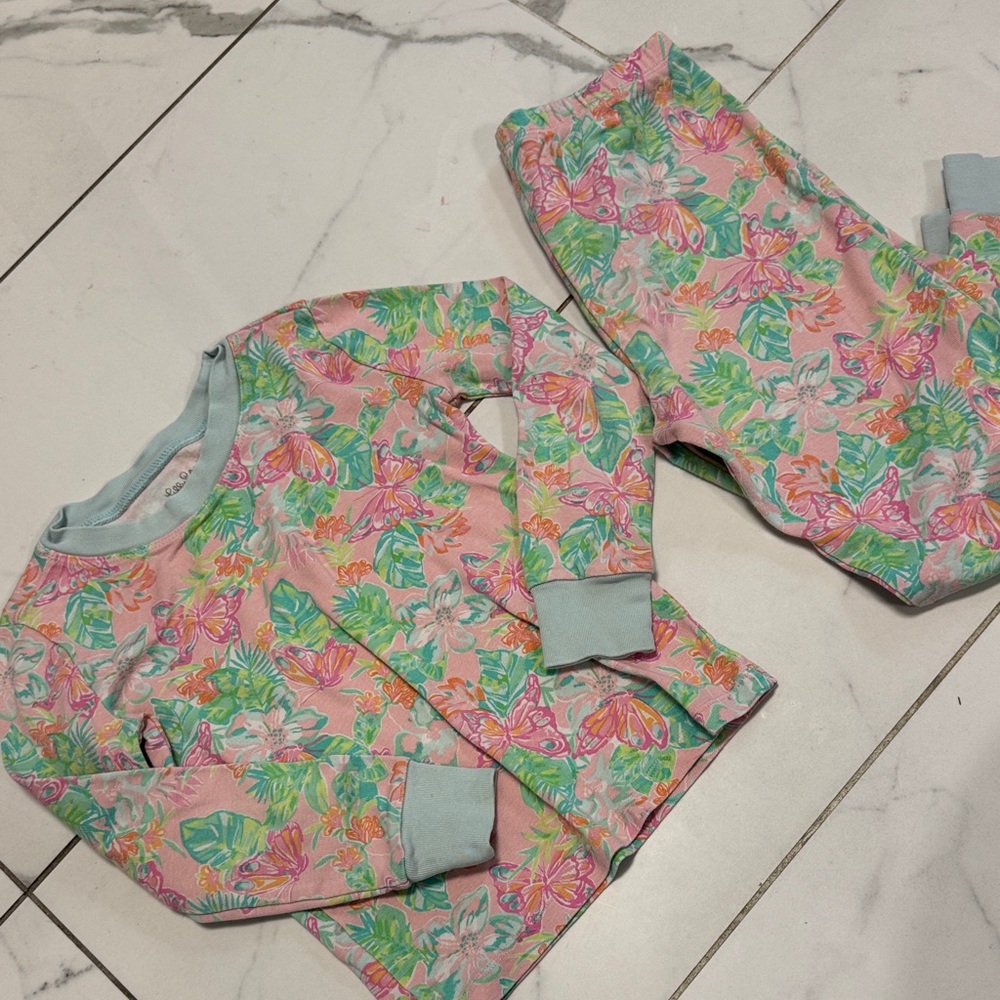 Lil girls PJ set